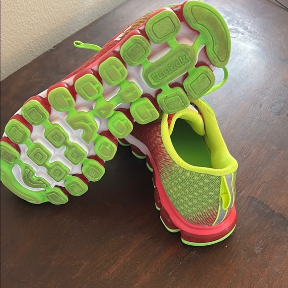 Reebok Jet Fuse Women's Athletic Shoes - Neon Green and Pink Sz 10 - Picture 4 of 8